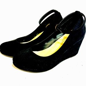 Black suede wedges